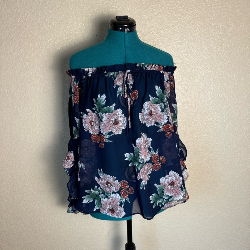 Off the Shoulder Navy Floral Flowy HiLo Sheer blouse Ruffle sleeves Size Small - Picture 1 of 6
